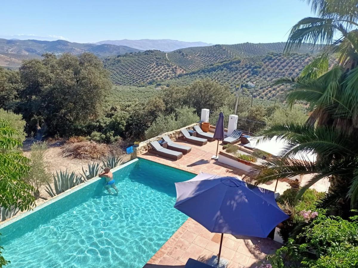 Cortijo La Haza Bed and Breakfast Iznájar Eksteriør billede