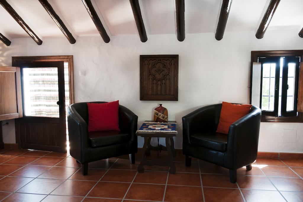 Cortijo La Haza Bed and Breakfast Iznájar Værelse billede