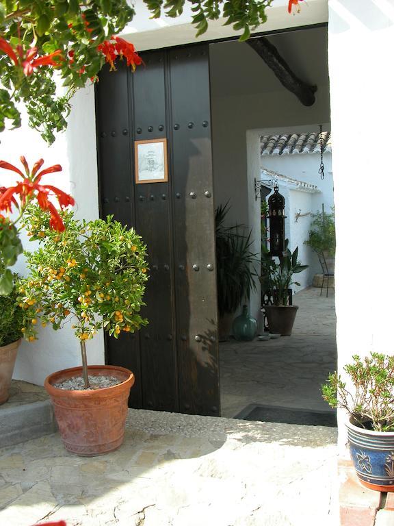 Cortijo La Haza Bed and Breakfast Iznájar Eksteriør billede