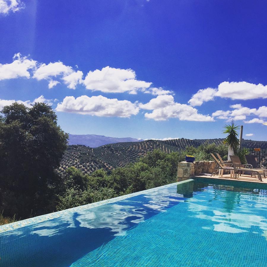 Cortijo La Haza Bed and Breakfast Iznájar Eksteriør billede
